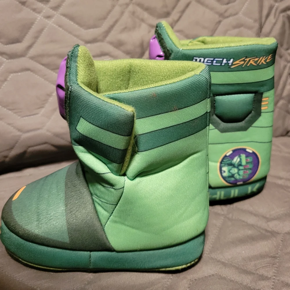 Avengers HULK Slipper Boot, kids M 7-8